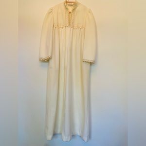 Vintage Cozy Fleece Robe